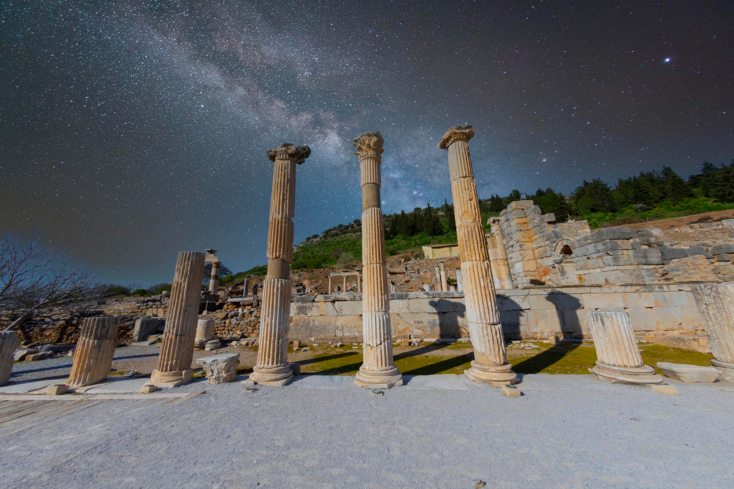 Private Ephesus and Virgin Mary house tour with Transport